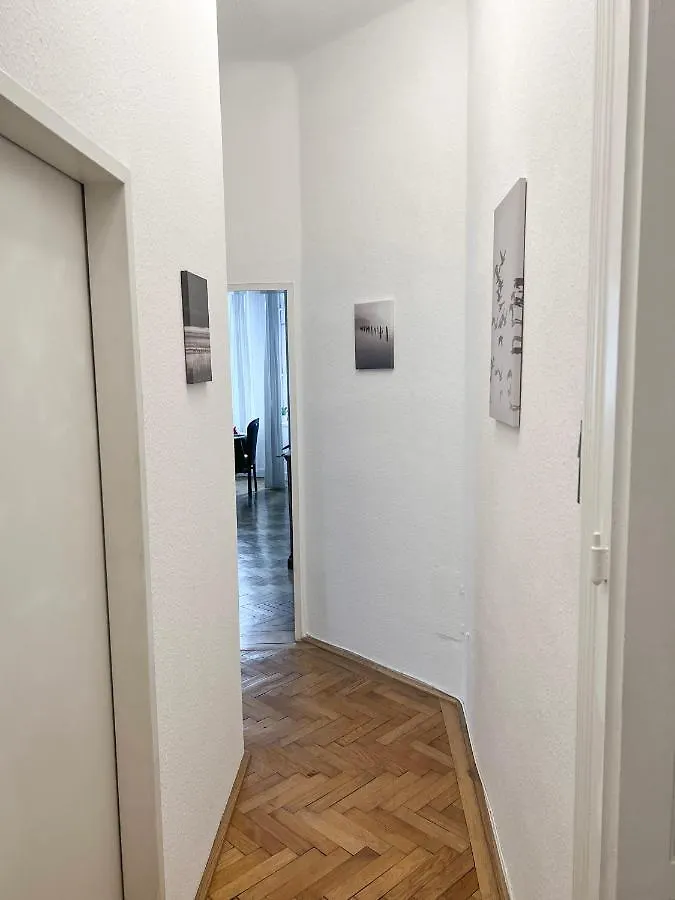 Heart Of Vienna City For 4-6 Apartment